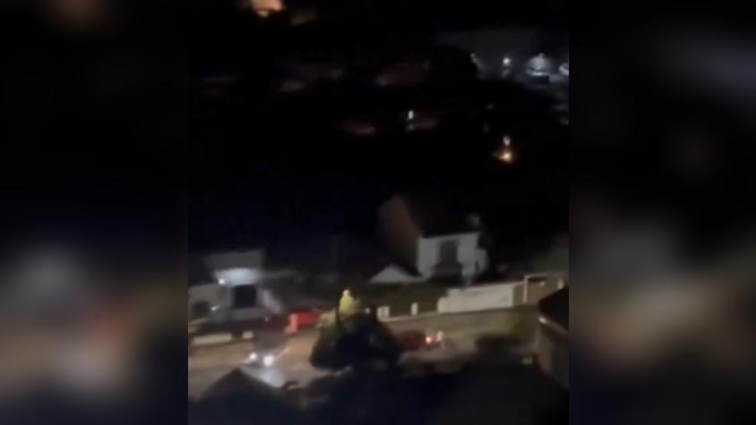 Captan violenta encerrona en San Miguel: delincuentes intentan atropellar a conductor tras robarle el auto