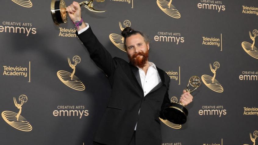 Chileno Cristóbal Tapia gana Emmy por la banda sonora "The White Lotus"
