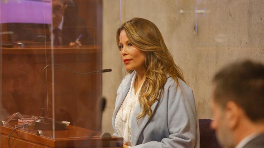 Fiscalía y CDE insisten ante la Corte de Apelaciones para que Cathy Barriga cumpla prisión preventiva