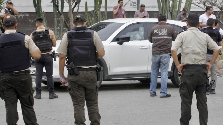 Investigaba asalto a canal de TV y su vehículo recibió más de 20 disparos: ¿Quién era César Suárez, el fiscal asesinado en Ecuador?