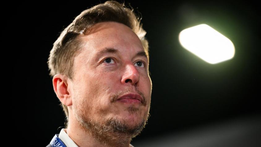 Elon Musk dice que paciente con implante cerebral de Neuralink logró mover el mouse con su mente