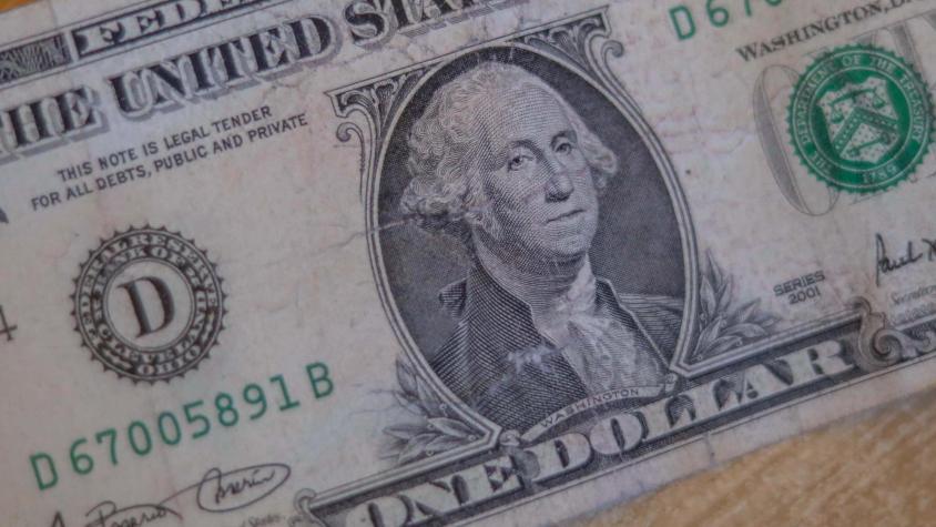 Dólar cierra al borde de $980 en nuevos máximos de 16 meses tras signos de fortaleza económica en EEUU