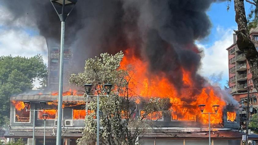 Fiscalía confirma cuatro muertos tras incendio en Mall Chino de Puerto Varas