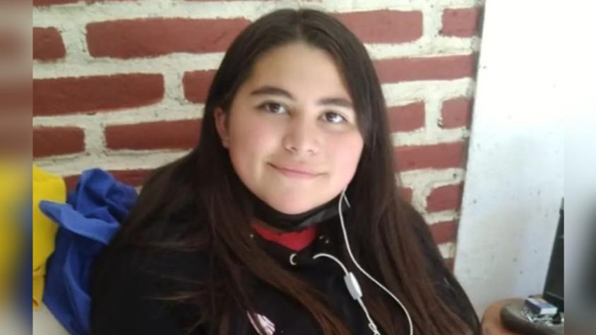 "Tengo la esperanza de que va a estar con vida": Desesperada búsqueda de niña de 14 años extraviada tras incendios en Quilpué