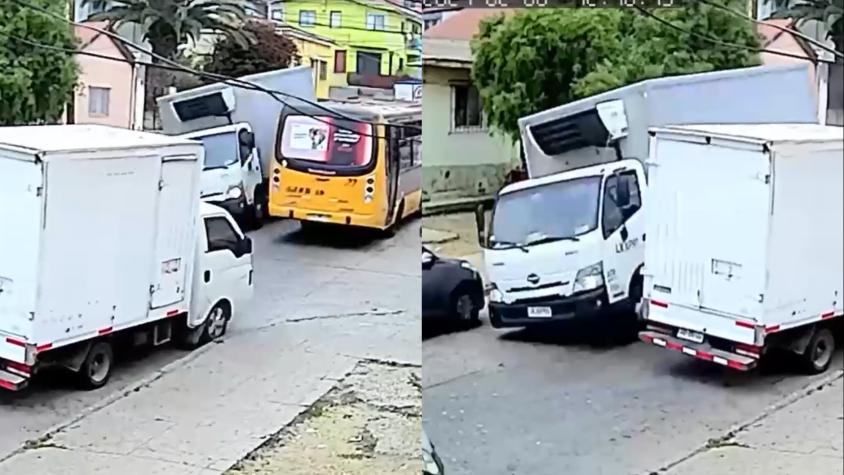 Videos muestran momento exacto en que camión arrasa con vehículos y vuelca en patio de una casa en cerro de Valparaíso
