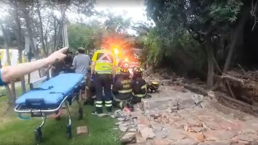 Muro de casa se derrumba y cae sobre mujer en Ñuñoa: sufrió heridas graves