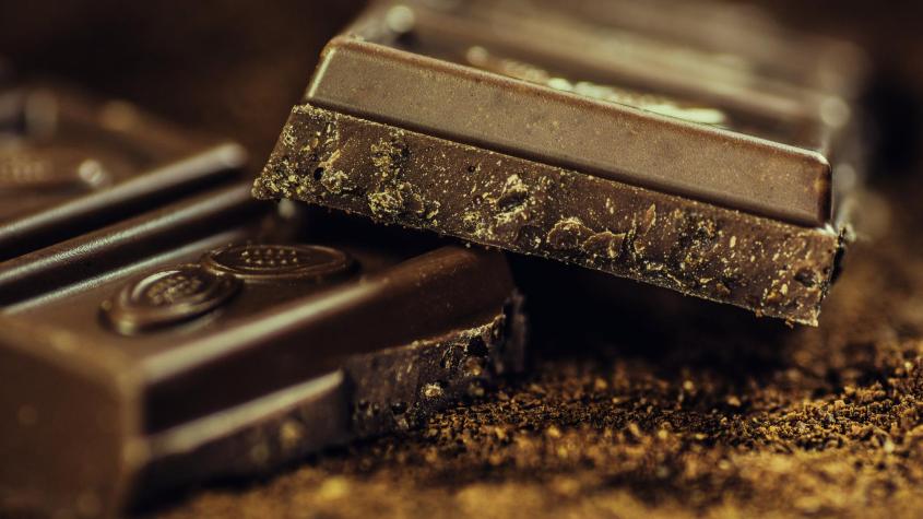 Acogen recurso contra colegio que canceló matrícula a alumno que comió chocolate con cannabis