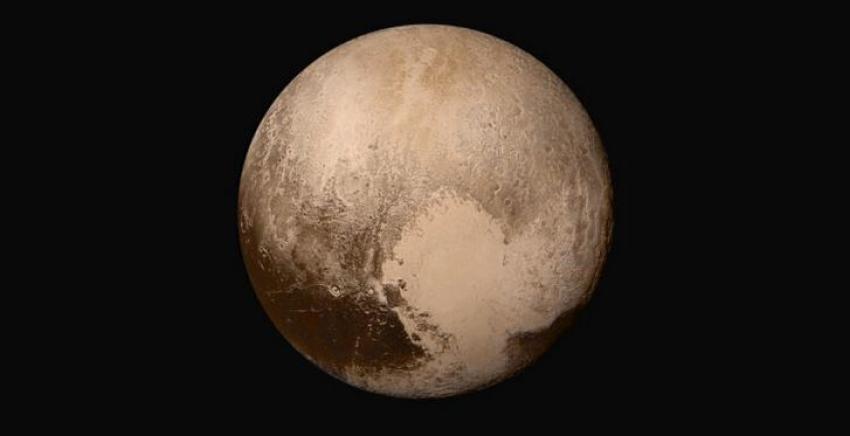 Corazón de hielo y un lado oscuro: Cinco cosas que no sabías de Plutón