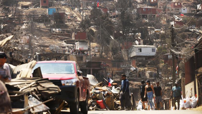 El detalle de las ayudas económicas que entregará el gobierno para los afectados por los incendios en Valparaíso