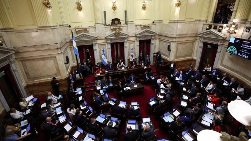 Senado argentino rechaza polémico decreto de Milei que desregula la economía