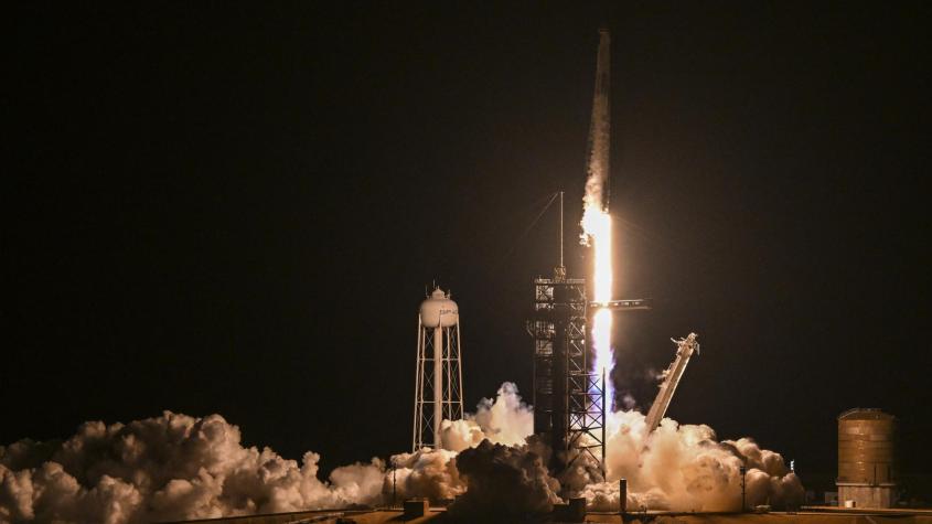 SpaceX envía una nueva tripulación a la Estación Espacial Internacional