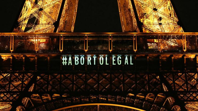 Francia se convierte en el primer país en proteger el aborto en su Constitución
