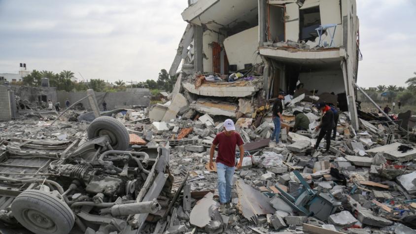 Bombardeo mata a 36 integrantes de una familia en Gaza: Estaban celebrando el Ramadán