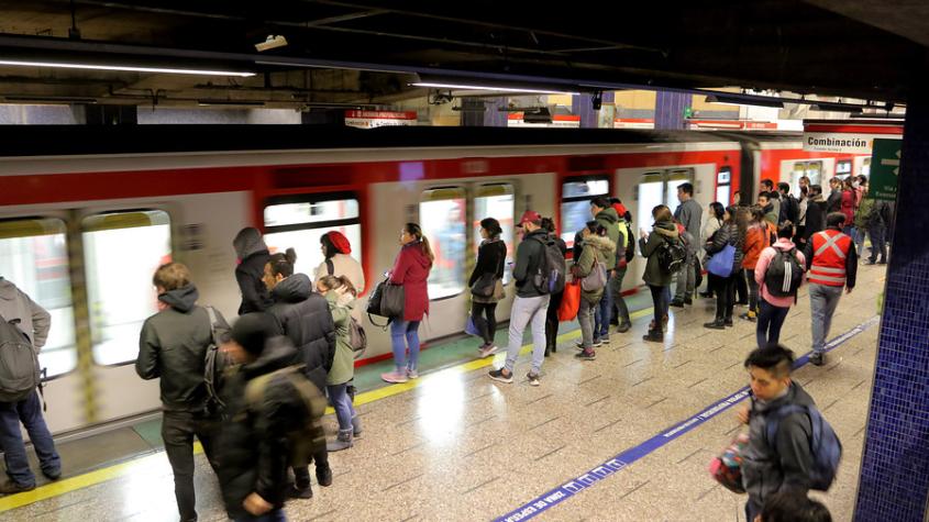 Metro de Santiago informa cierre de dos estaciones en Línea 1
