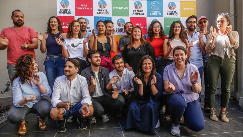 Frente Amplio: Revolución Democrática y Convergencia Social aprueban su fusión