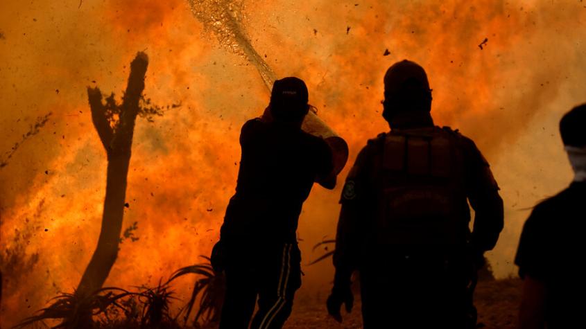 A un mes del gigantesco incendio en Viña del Mar vecinos protestan por escasa ayuda