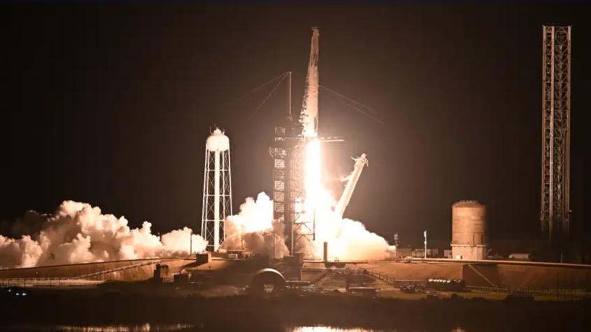NASA y Space X lanzan octava misión tripulada a la EEI