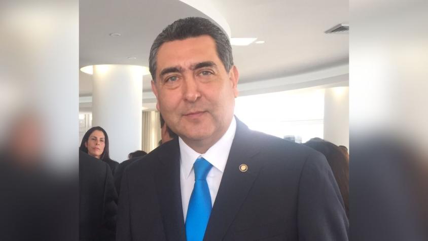 ¿Quién es Claudio González Hofstetter? El nuevo director general PDI (s) tras la renuncia de Sergio Muñoz ¿Quién es Claudio González Hofstetter? El nuevo director general PDI (s) tras la renuncia de Sergio Muñoz