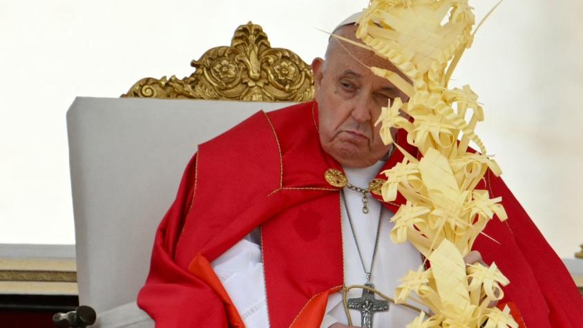 Papa Francisco visiblemente cansado en misa de Domingo de Ramos: Se saltó el icónico sermón