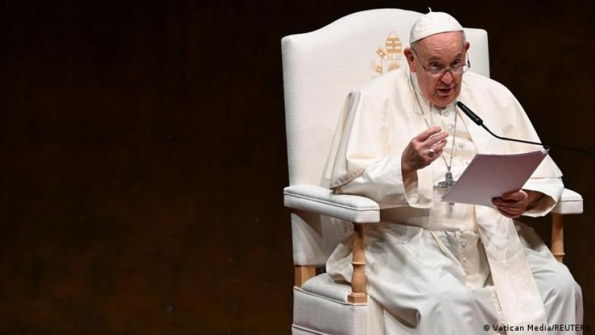 Vaticano declara el cambio de sexo como amenaza a la dignidad humana	