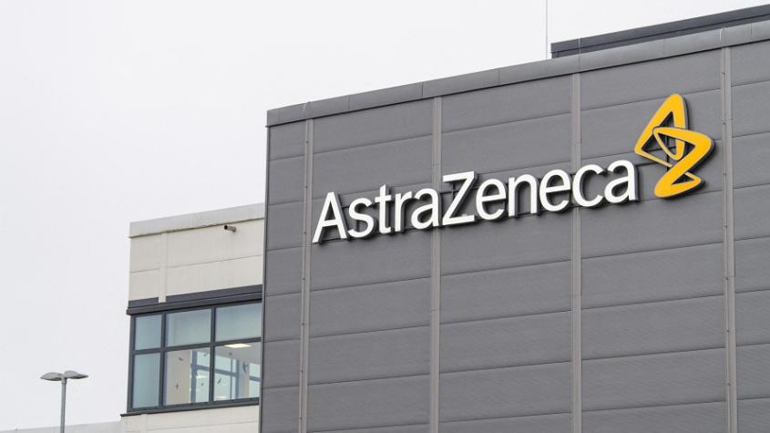 Qué dijo AstraZeneca tras reconocer que su vacuna contra el COVID-19 puede generar trombosis "en casos muy raros"