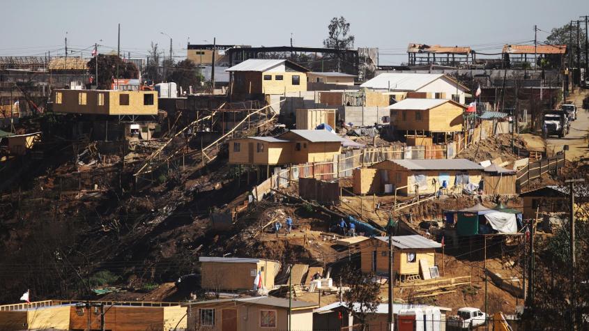 Incendio de Viña del Mar y Quilpué: el 75% de casas de emergencia no tiene baños habilitados