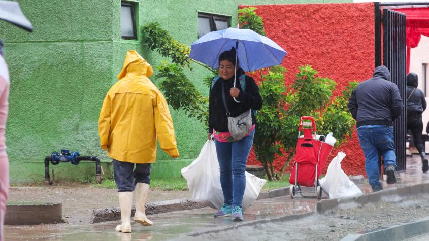 ¡A sacar los paraguas!: Marcone anuncia lluvia para este fin de semana en varias regiones del país
