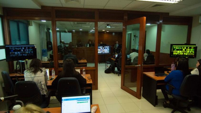 Tribunal de Arica resolvió que juicio contra "Los Gallegos" se reanudará de forma telemática
