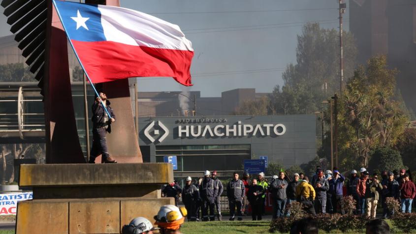 Trabajadores de Huachipato organizan gran caravana a Santiago para evitar cierre