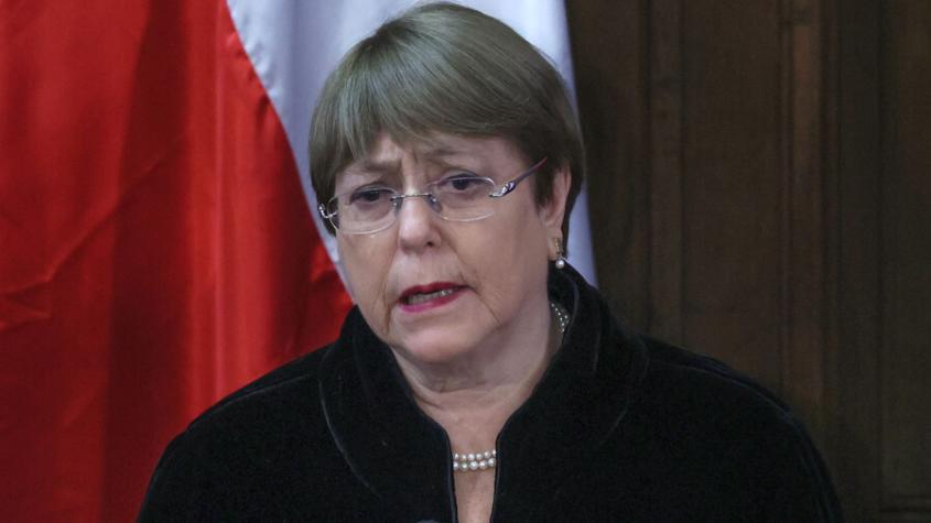 Expresidenta Bachelet y crimen de carabineros en Cañete: "Este acto de violencia nos afecta profundamente a todos y todas"