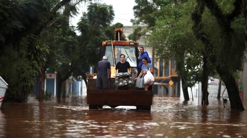 Casi 70.000 desalojados y unos 60 muertos por inundaciones en el sur de Brasil