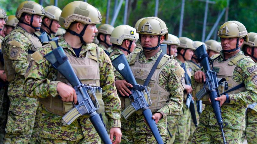 Nayib Bukele despliega miles de soldados y policías para combatir a los pandilleros en El Salvador