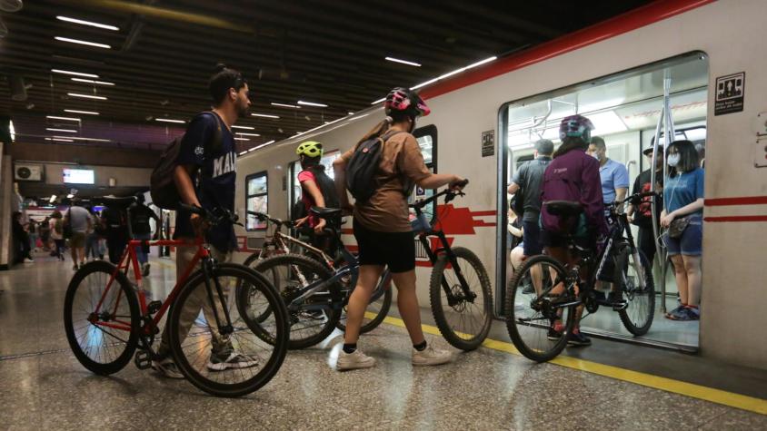 ¡Atención, ciclistas!: Medida que permite llevar la bicicleta en el Metro se extiende a feriados