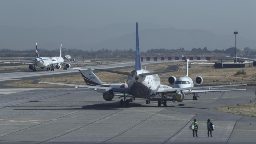 Aeropuerto de Santiago: detectan a polizón que intentó subirse a avión con rumbo a Argentina