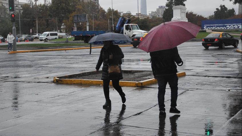 “Mucha agua para la ciudad”: Michelle Adam advierte cuánto lloverá en la Región Metropolitana 