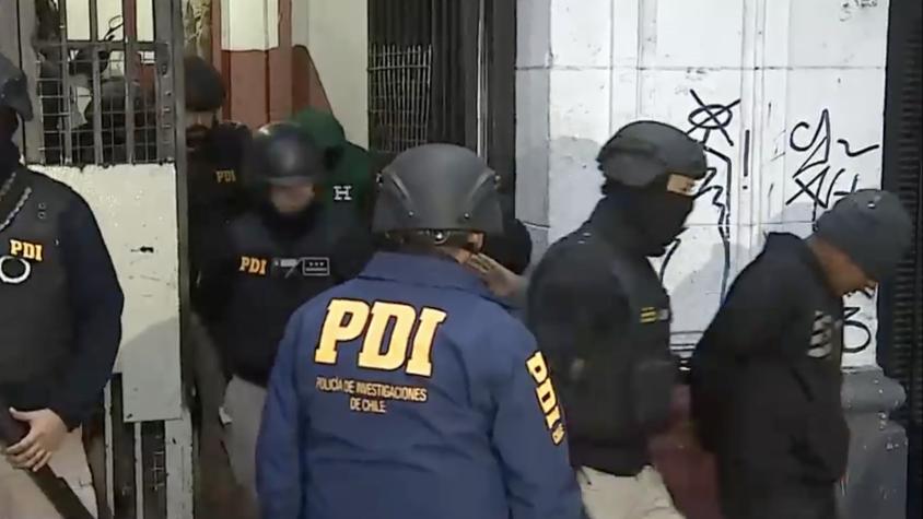 Habrían varios detenidos: Intenso operativo por investigación de homicidios en Santiago