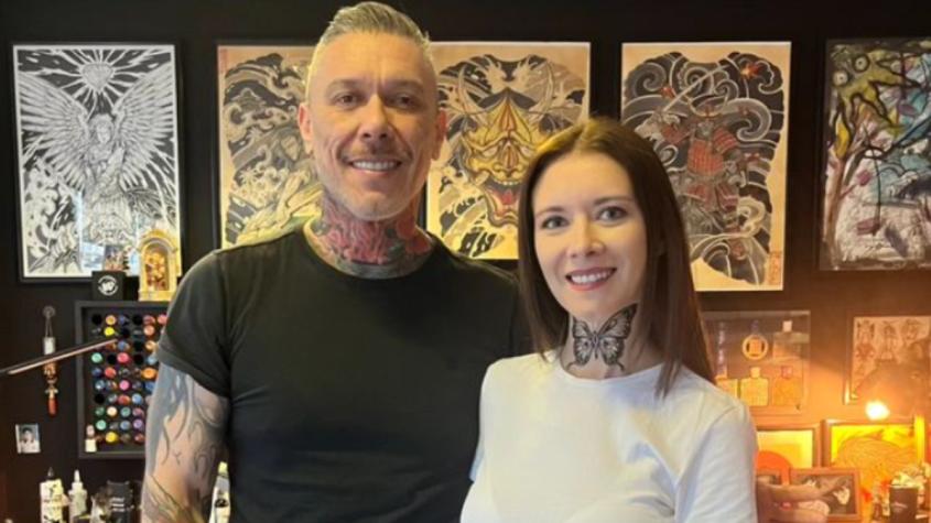 Carla Jara revela que su tatuaje es falso y cuenta la verdadera historia: “Es por una buena causa”