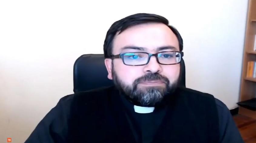 “Hace una oración toqueteándome”: Víctima detalla denuncia de abuso sexual a sacerdote que hacía exorcismo
