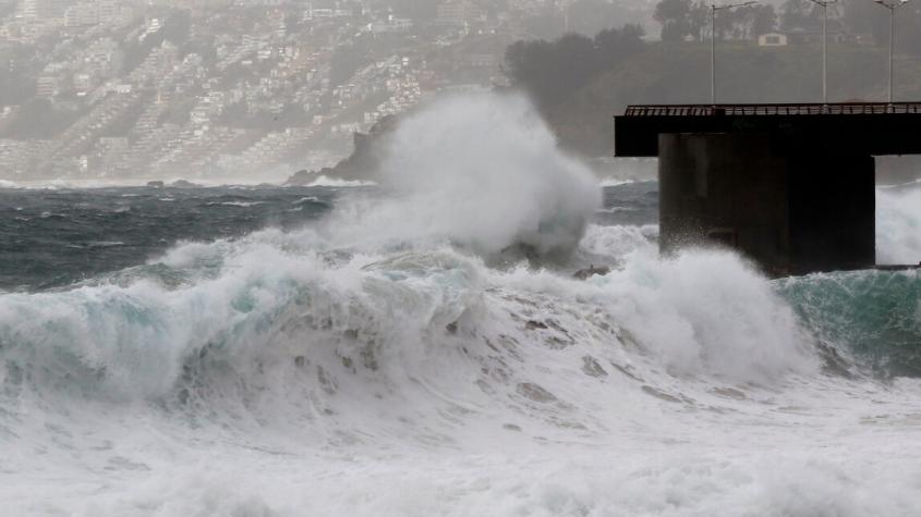 Por llegada del ciclón: Armada emite aviso de marejadas a partir de este martes para las costas del país