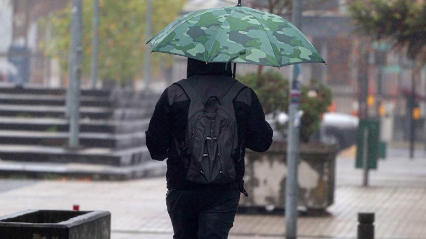 Emiten alerta meteorológica por precipitaciones moderadas a fuertes en tres regiones del país