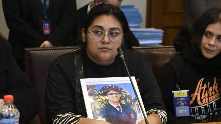 Madre de conscripto Franco Vargas se opone a exhumación: solicita investigación civil