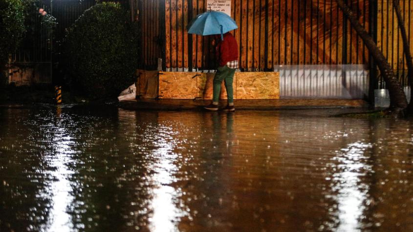 ¿Cómo será el primer río atmosférico categoría 5 en Chile?: Lluvias pueden ser “históricas” en Santiago