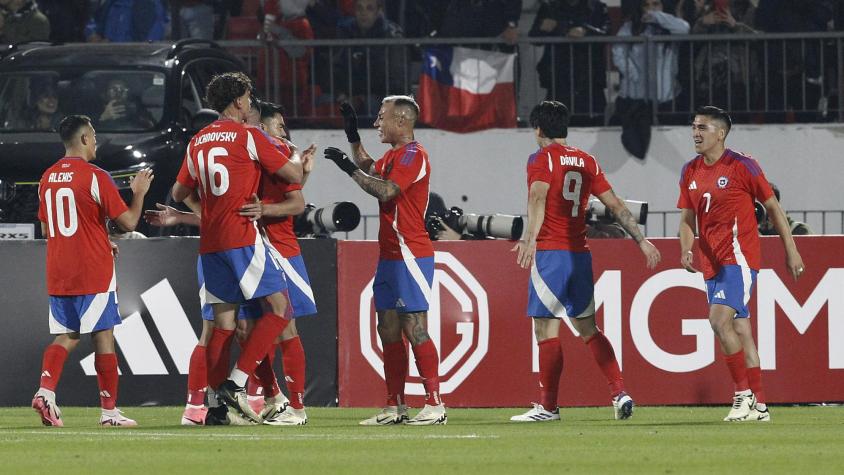 Chile vs. Paraguay: Edu Vargas demuestra lo cómodo que está en el Nacional y marca el 3 a 0