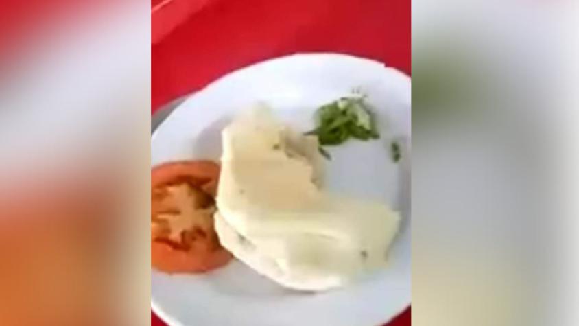 Chacarero sin carne: Denuncian deficiente entrega de almuerzo a estudiantes municipales del Maule en Día de Alumno 