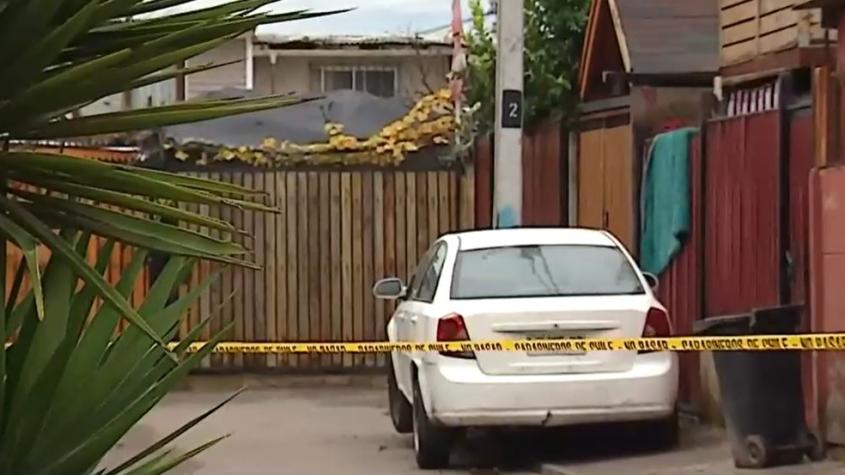 Internados con riesgo vital: Qué se sabe de madre e hijo baleados al interior de su casa en Cerro Navia 