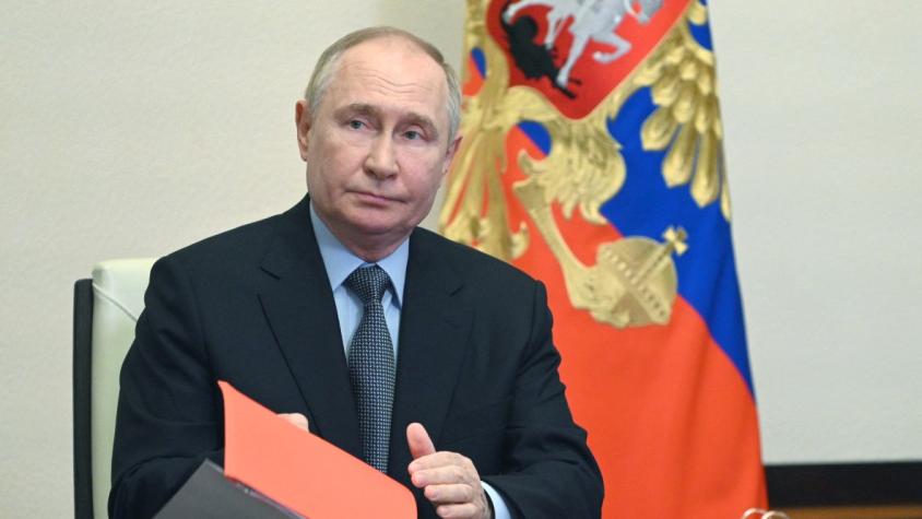 Chamán que calificó a Putin como "un demonio" seguirá internado en un centro psiquiátrico de Siberia