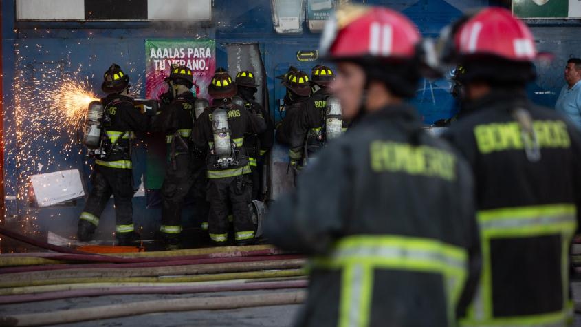 Bombero es apuñalado por delincuentes en La Granja