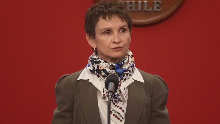 Tohá responde a alcaldes que rechazan nueva cárcel en sus comunas: “Entendemos, pero hay que construirlas” Tohá responde a alcaldes que rechazan nueva cárcel en sus comunas: “Entendemos, pero hay que construirlas”