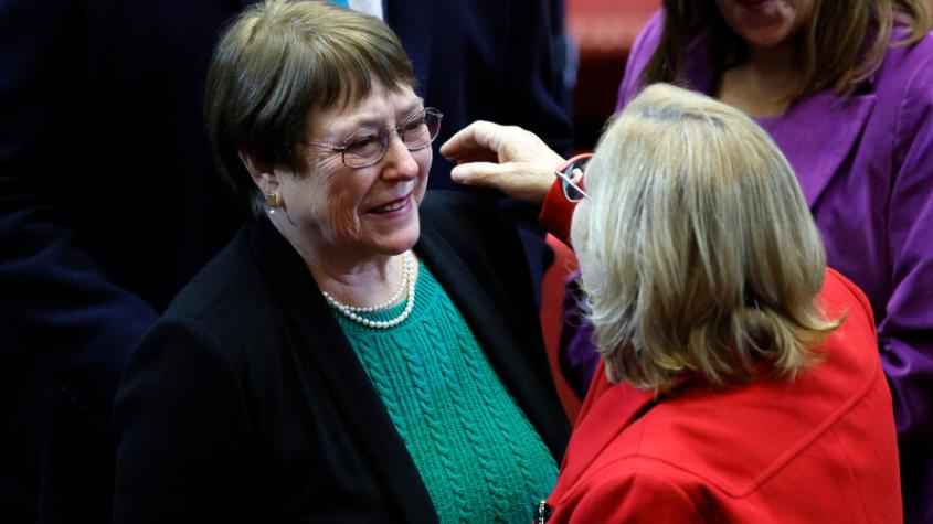 Expresidenta Bachelet se reunirá con líderes de los partidos oficialistas y la DC