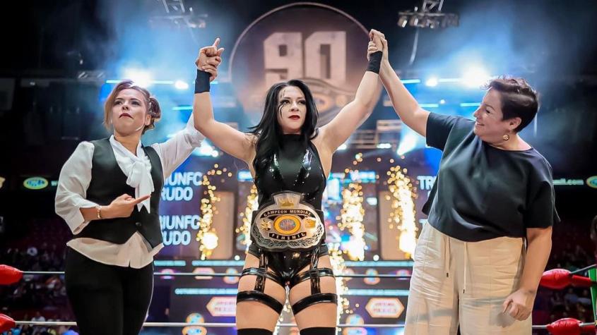 ¿Destino WWE? Luchadora chilena Stephanie Vaquer abandonó compañía mexicana donde era campeona